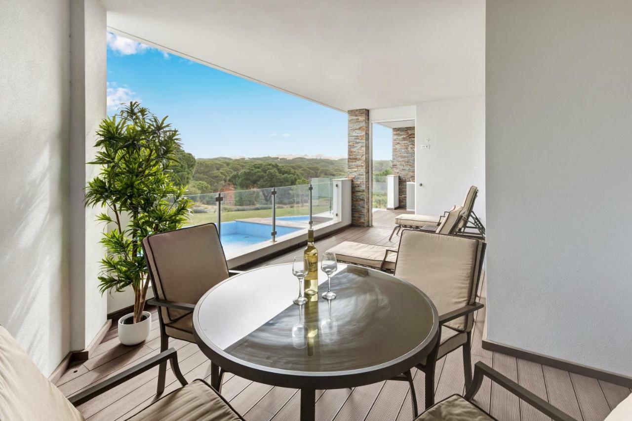 Luxurious T2 Apartment, Olhos Dagua البوفيرا المظهر الخارجي الصورة